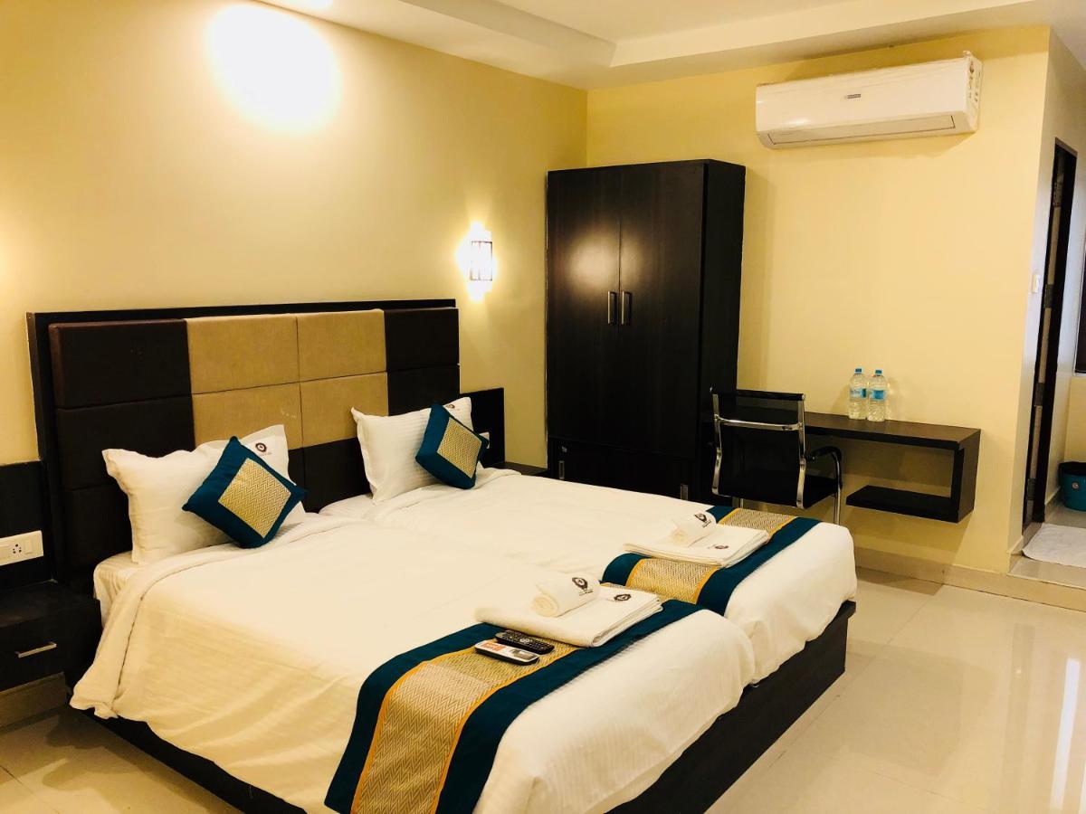 Hotel Fortune M R Grands Suluru Ngoại thất bức ảnh