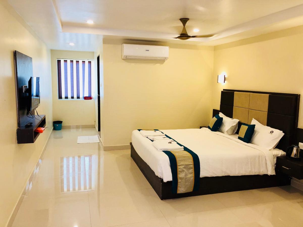 Hotel Fortune M R Grands Suluru Ngoại thất bức ảnh