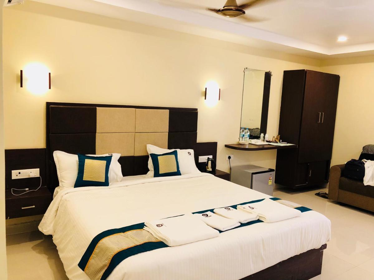 Hotel Fortune M R Grands Suluru Ngoại thất bức ảnh